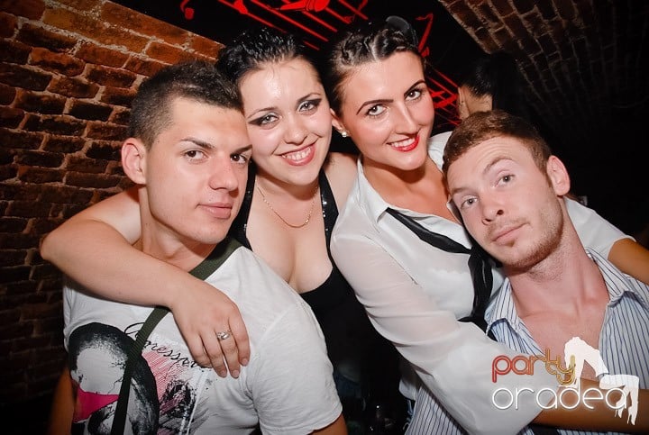 Friday Night Fever @ Club Escape, 