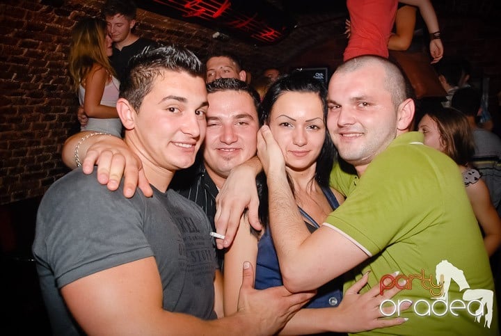 Friday Night Fever @ Club Escape, 