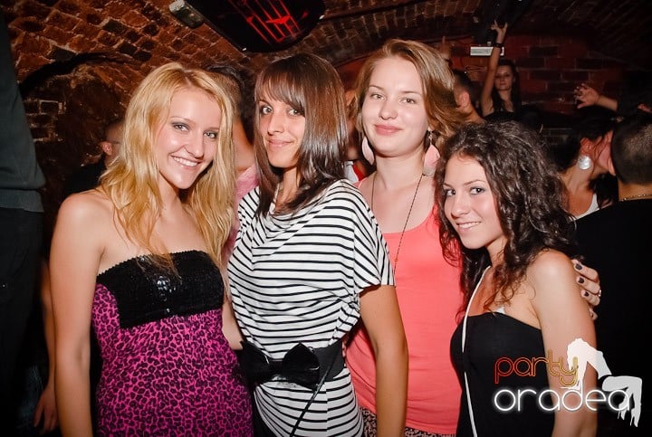 Friday Night Fever @ Club Escape, 