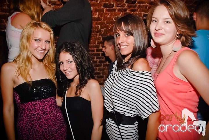 Friday Night Fever @ Club Escape, 