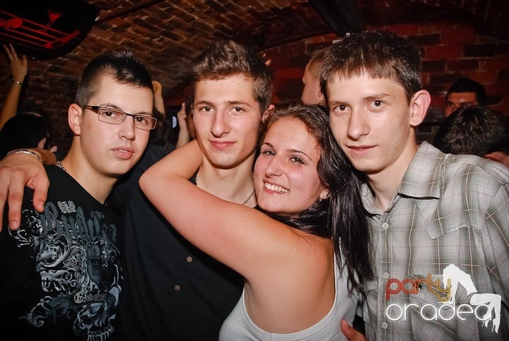 Friday Night Fever @ Club Escape, 