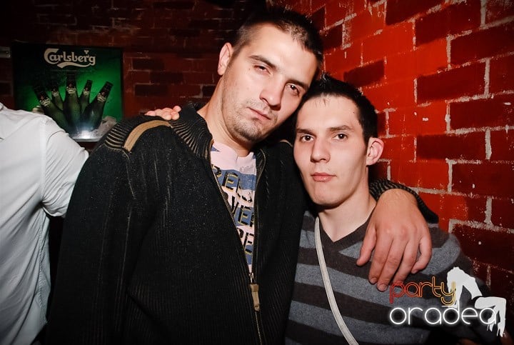 Friday Night Fever @ Club Escape, 