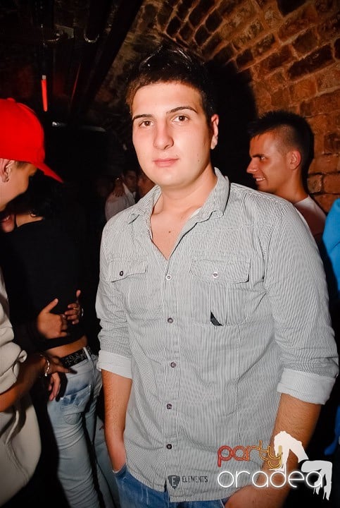 Friday Night Fever @ Club Escape, 