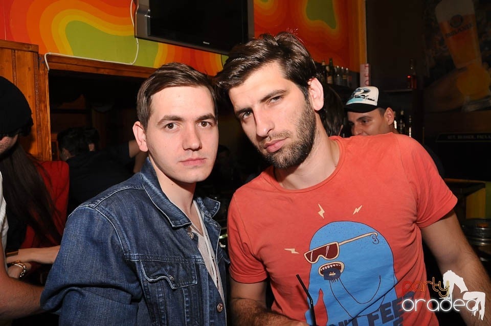 Friday Night în Juice, Juice