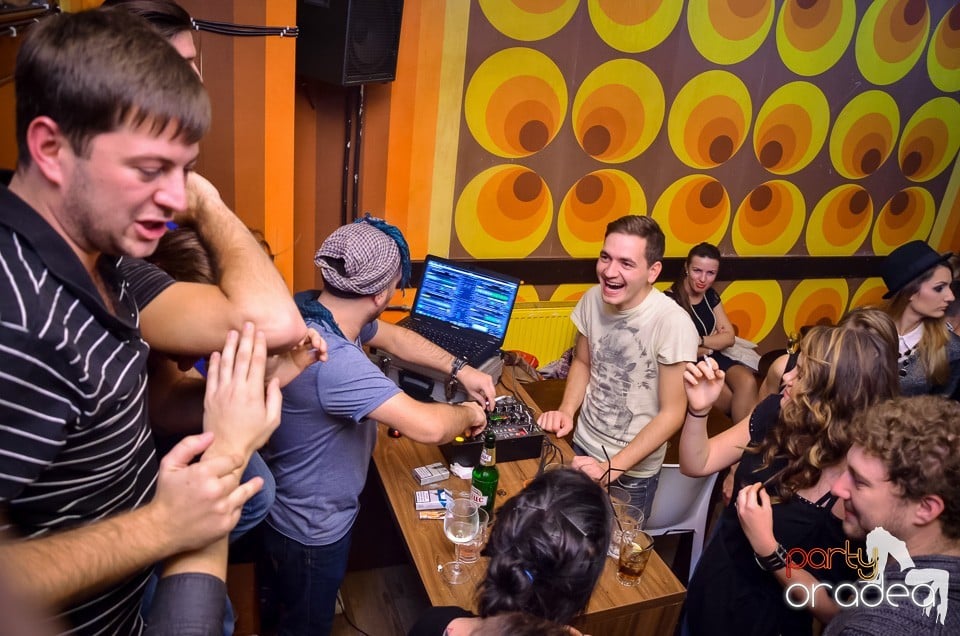 Friday Night @ Juice, Juice