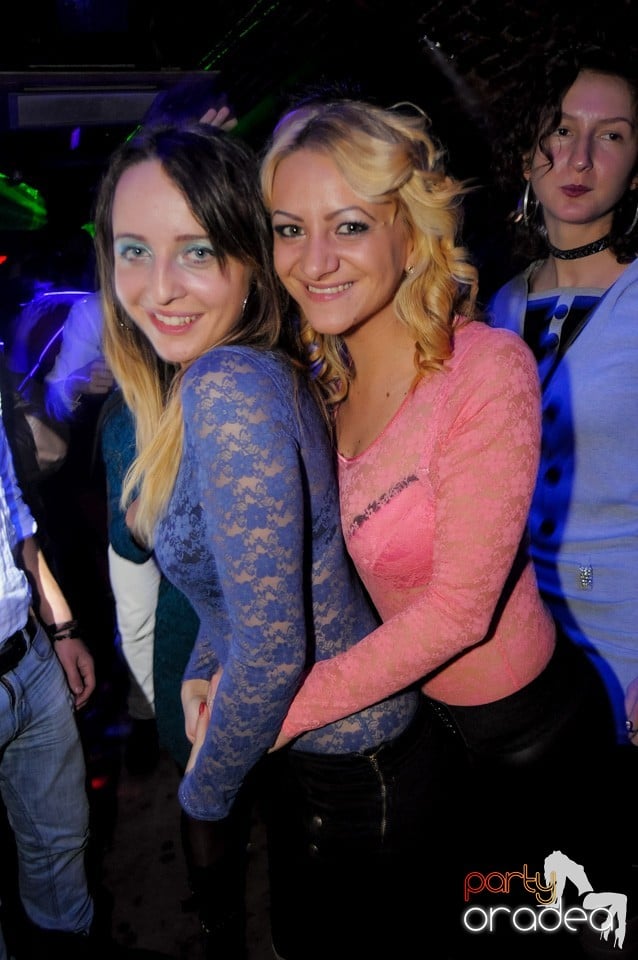 Friday Night Party 2 @ Escape, 