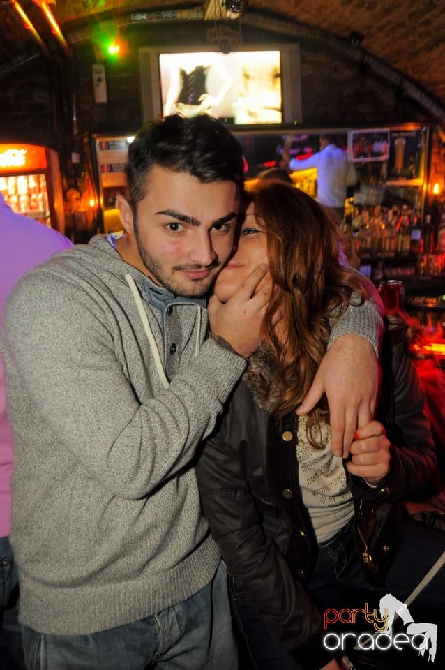 Friday Night Party 2 @ Escape, 