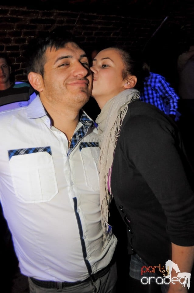 Friday Night Party 2 @ Escape, 