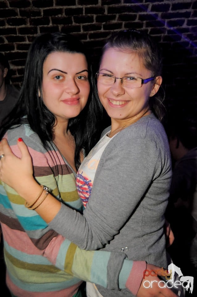 Friday Night Party 2 @ Escape, 