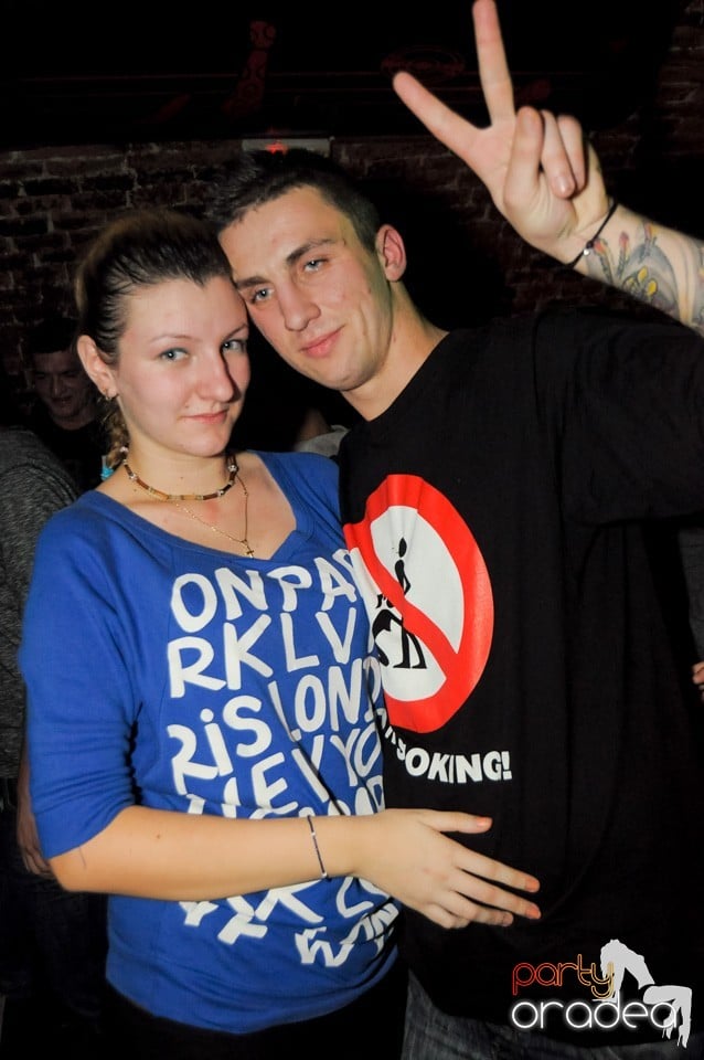 Friday Night Party 2 @ Escape, 