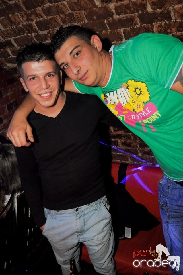 Friday Night Party 2 @ Escape, 