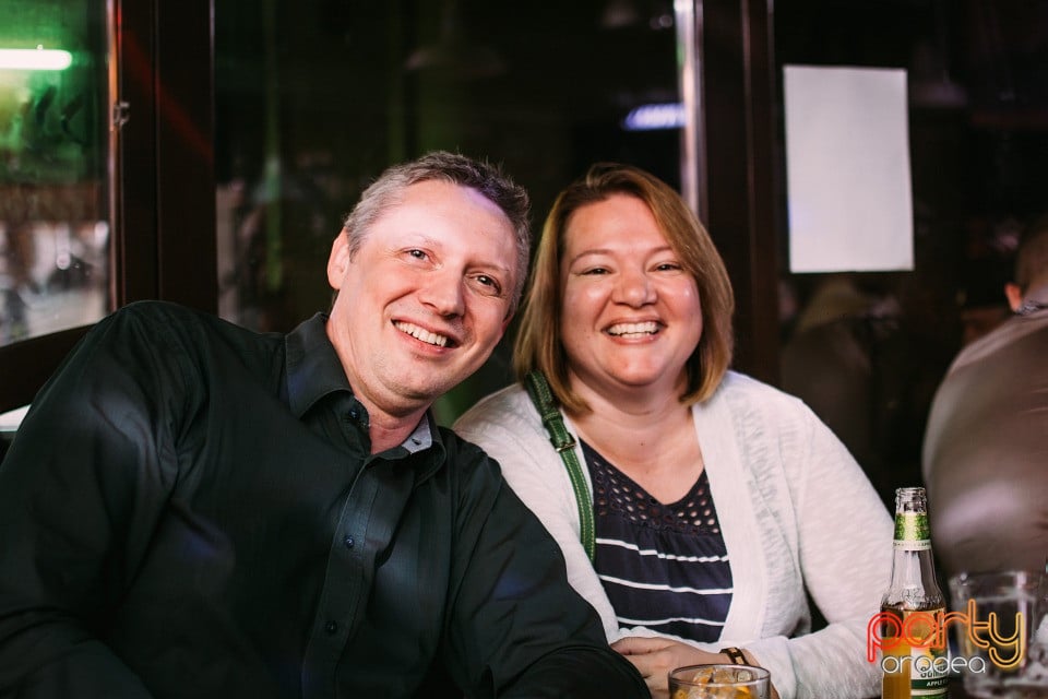 Friday Night Party, Green Pub