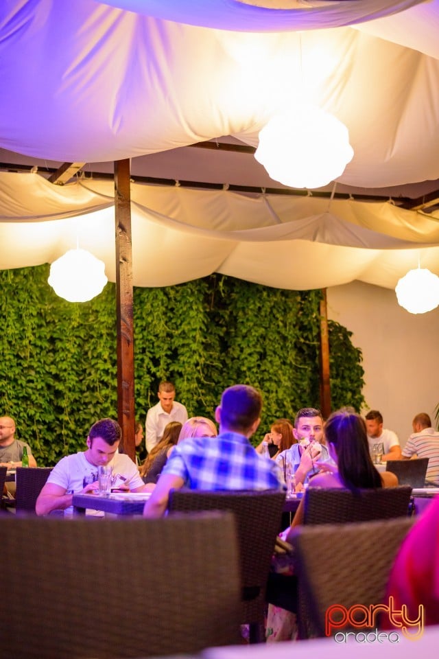 Friday Night Party with Chrom, Vine Summer Garden & Grill