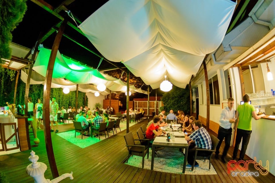 Friday Night Party with Chrom, Vine Summer Garden & Grill