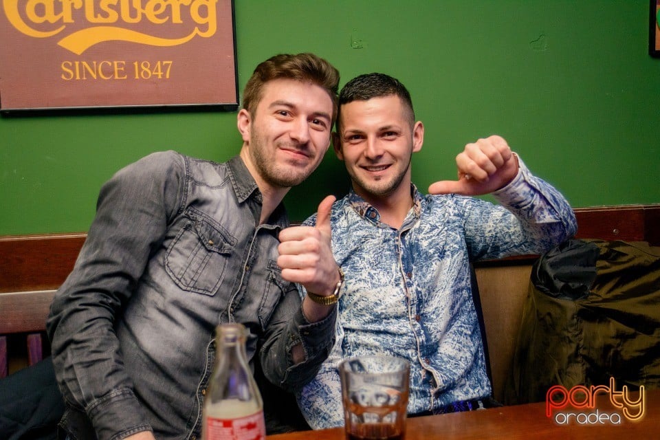 Friday Night Party, Green Pub