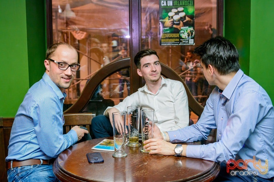 Friday Night Party, Green Pub