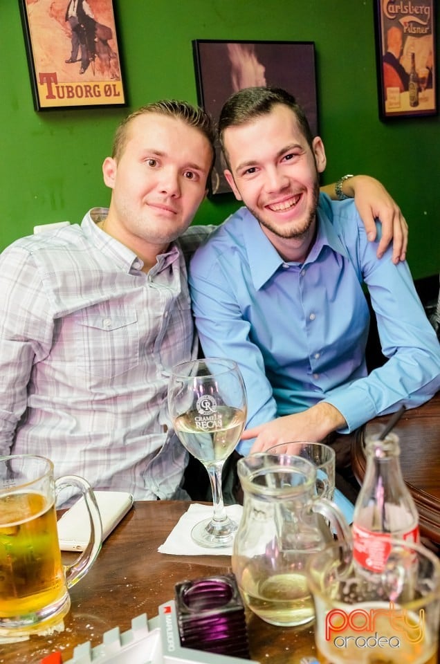 Friday Night Party, Green Pub