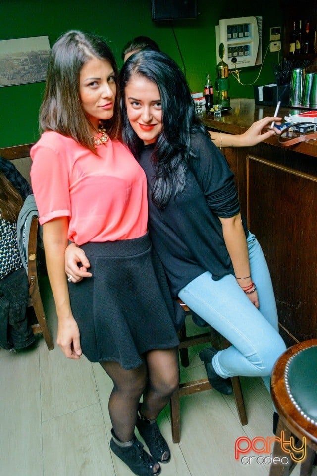 Friday Night Party, Green Pub
