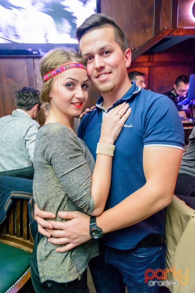 Friday Night Party, Green Pub