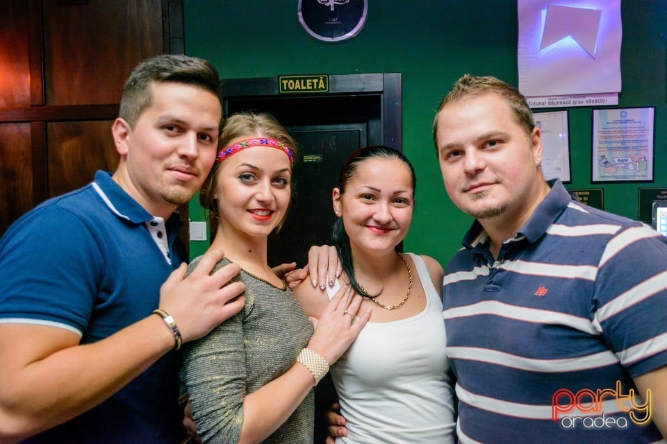 Friday Night Party, Green Pub