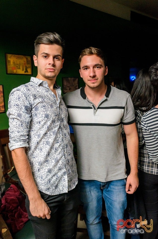 Friday Night Party, Green Pub