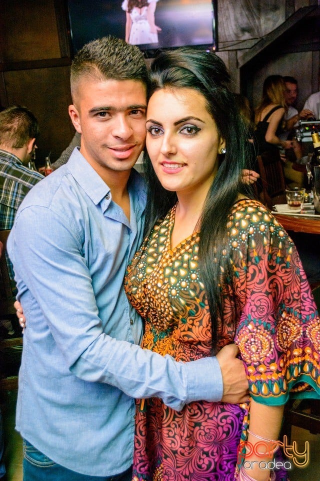 Friday Night Party, Green Pub