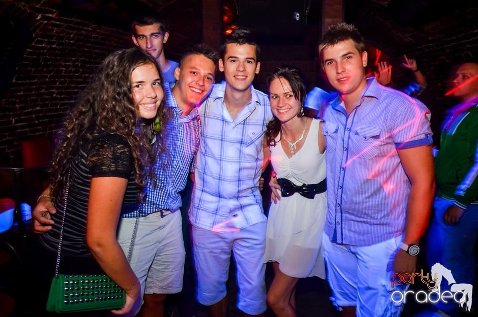 Friday night clubbing, 