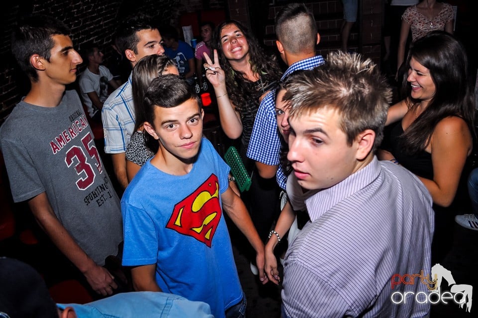 Friday night clubbing, 