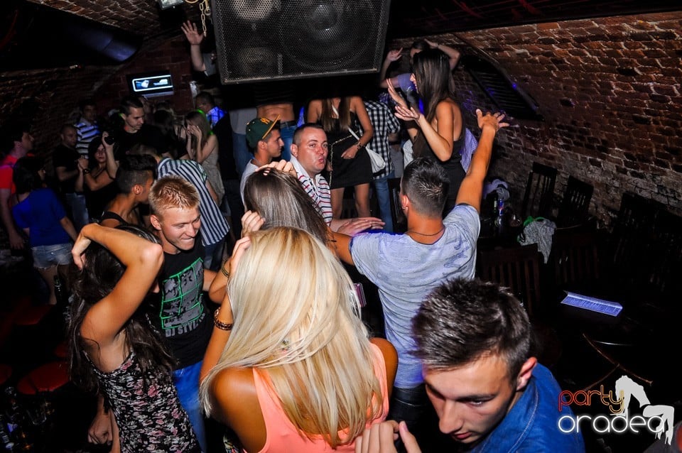 Friday night clubbing, 