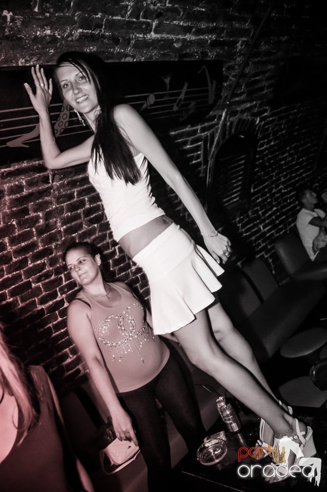 Friday night clubbing, 