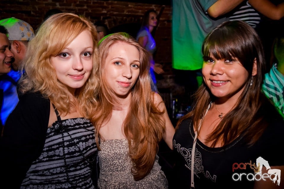 Friday night clubbing, 