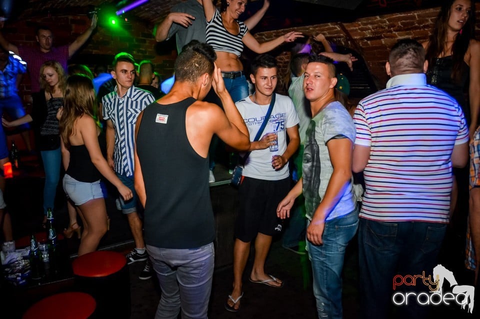 Friday night clubbing, 