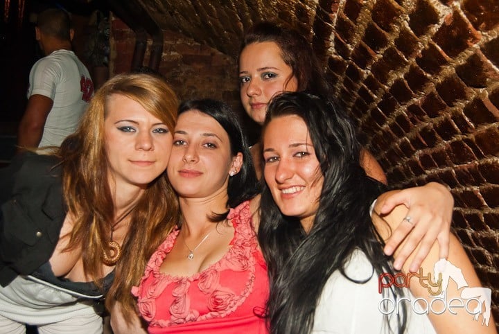 Friday Party @ Escape, 