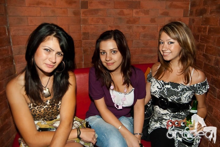 Friday Party @ Escape, 