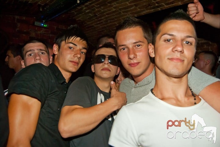 Friday Party @ Escape, 