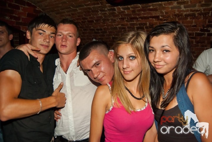 Friday Party @ Escape, 