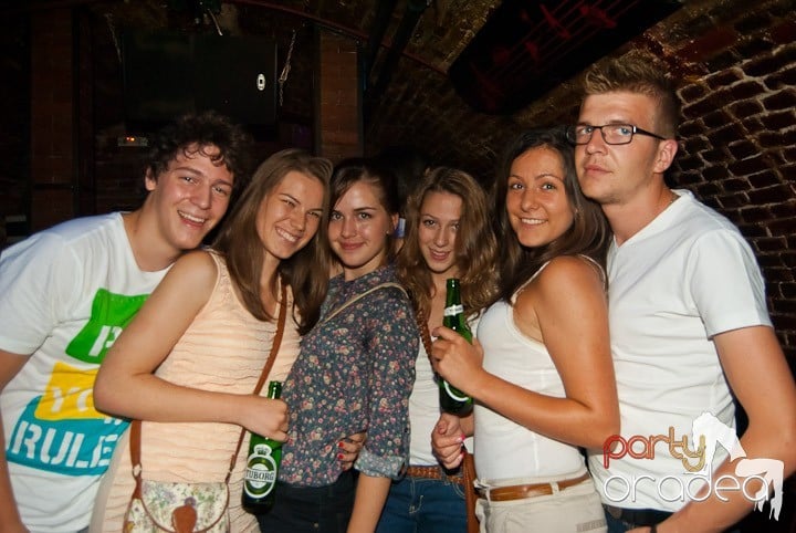 Friday Party @ Escape, 