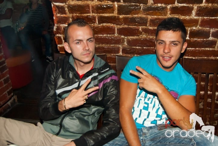 Friday Party @ Escape, 