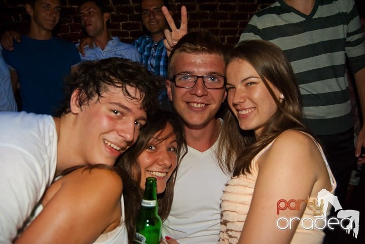 Friday Party @ Escape, 