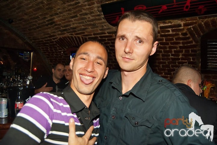 Friday Party @ Escape, 