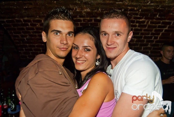 Friday Party @ Escape, 