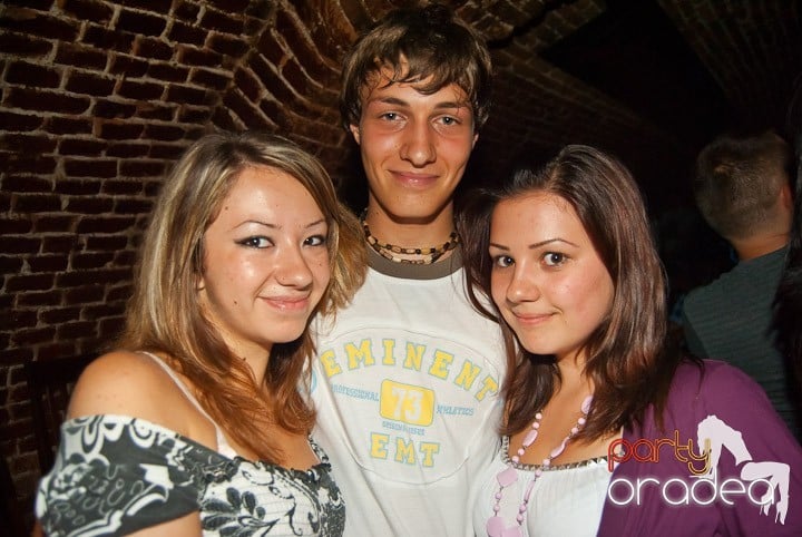 Friday Party @ Escape, 