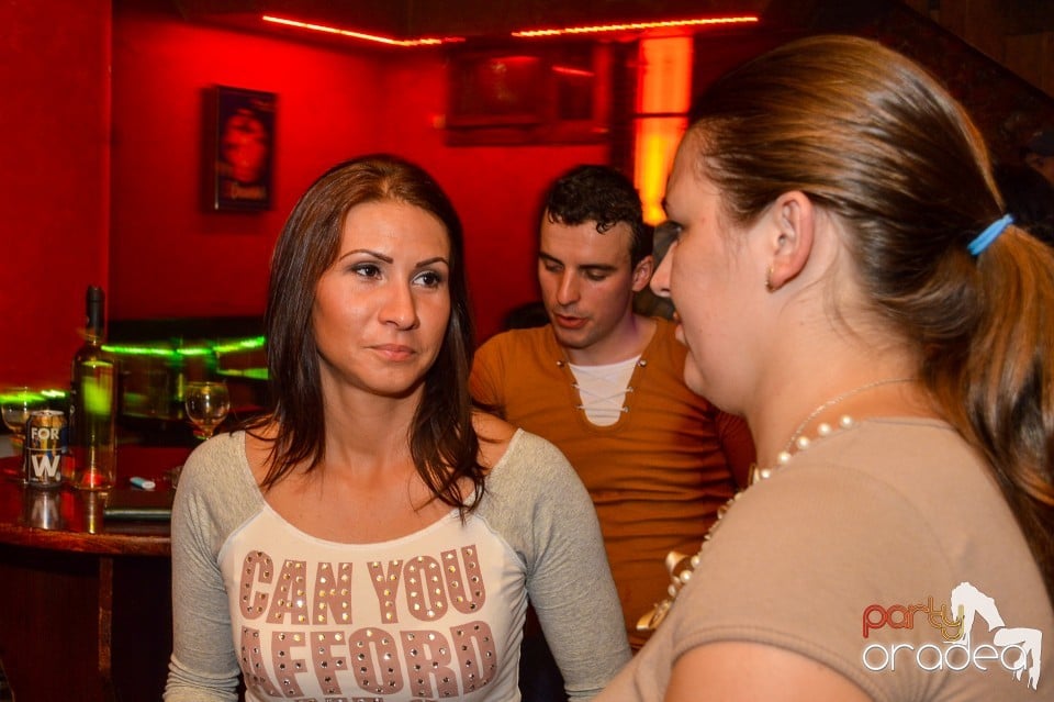 Friday party in club Downtown, 