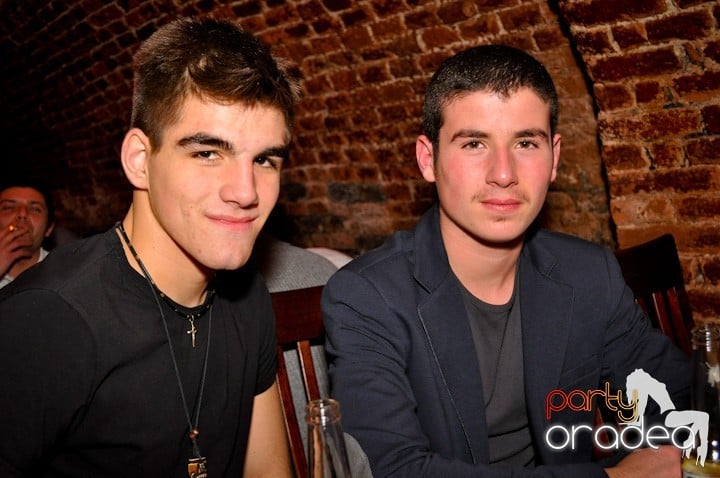 Friday Party în Club Escape, 