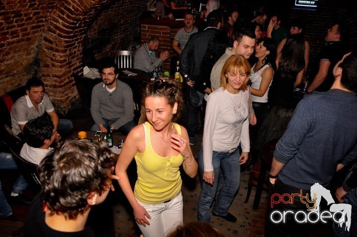 Friday Party în Club Escape, 