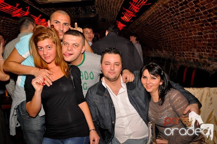 Friday Party în Club Escape, 