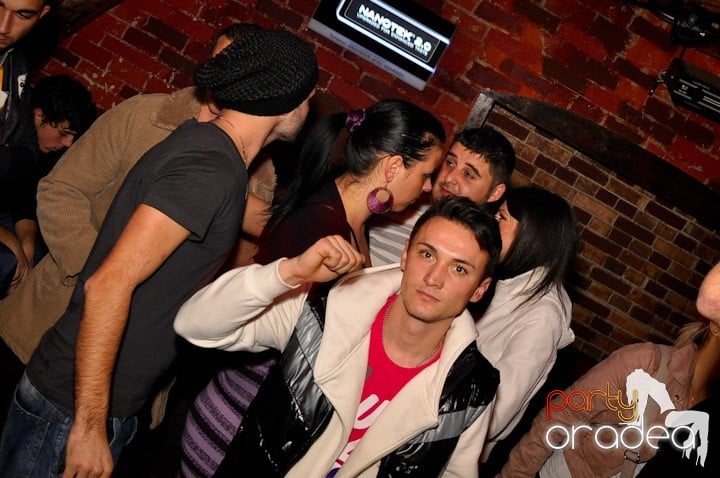 Friday Party în Club Escape, 