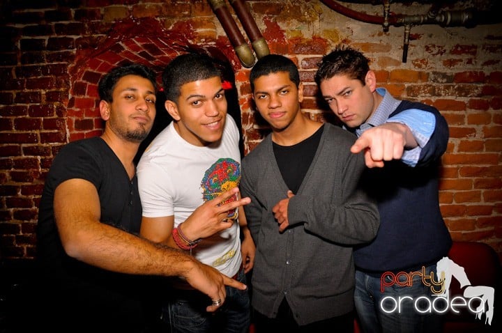 Friday Party în Club Escape, 