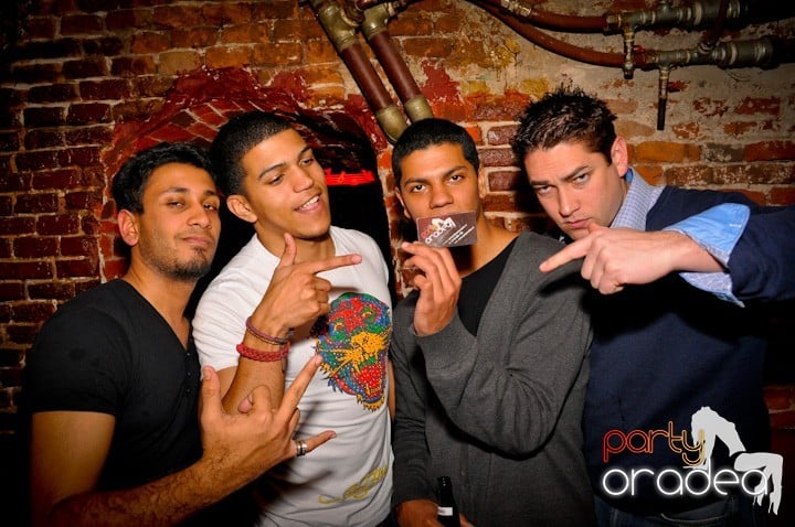 Friday Party în Club Escape, 