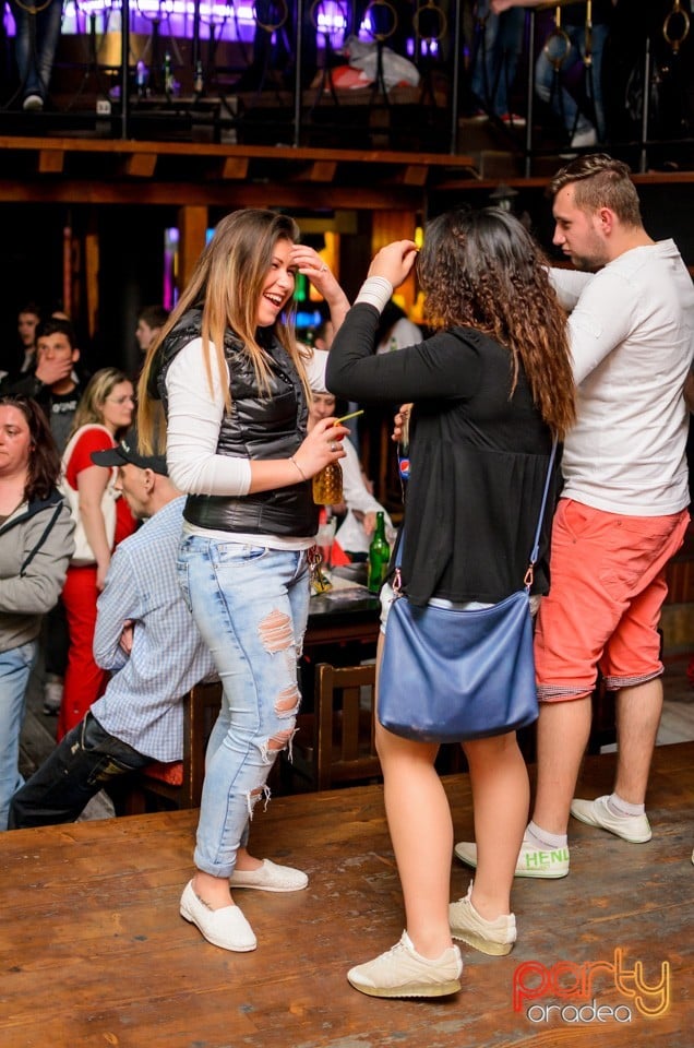 Friday Party, 